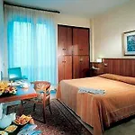 Auto Park Hotel