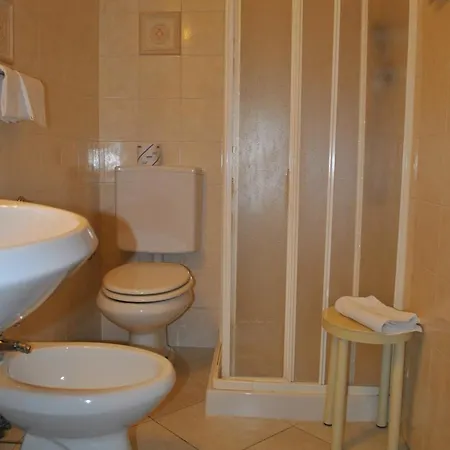 Hotell Auto Park 3*