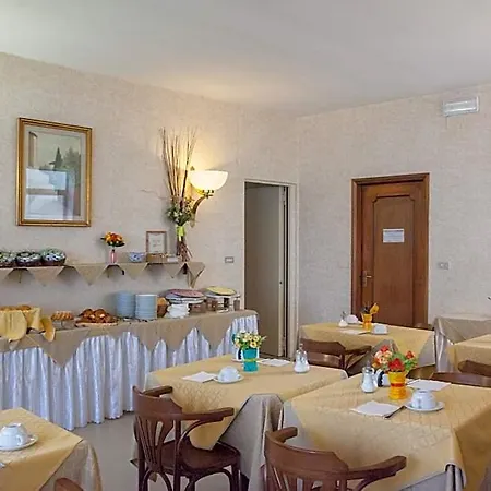 Auto Park Hotel