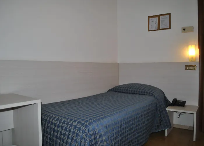 Auto Park 3* Φλωρεντία