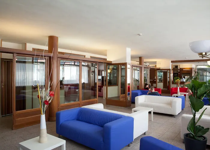 Auto Park 3* Florencia