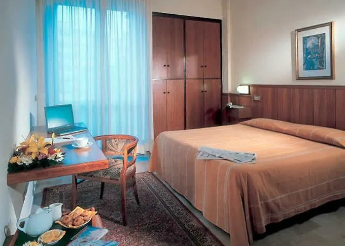 Auto Park Ξενοδοχείο 3*