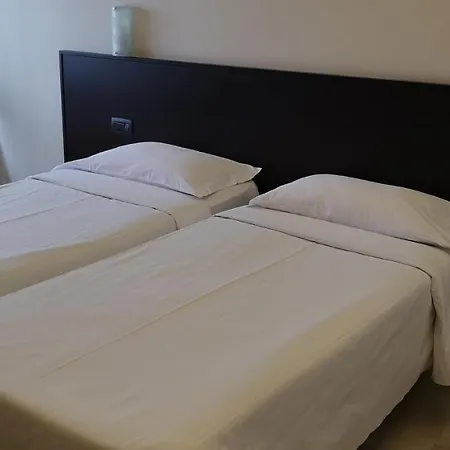Ξενοδοχείο Auto Park 3*