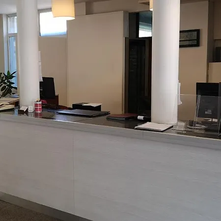 Auto Park Ξενοδοχείο Φλωρεντία