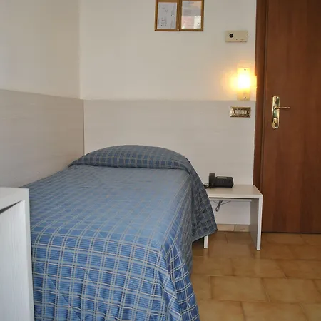 Auto Park Hotel 3*