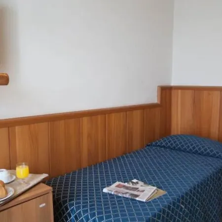 Auto Park Hotel 3*