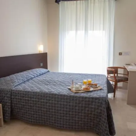 Auto Park Hotel 3*