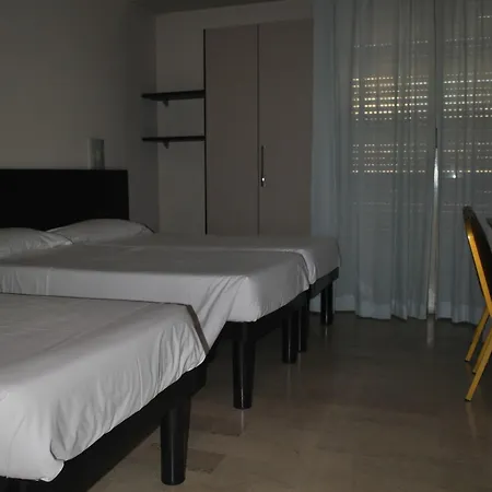 Auto Park Hotel